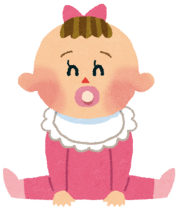 おすわりする赤ちゃん